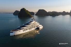 essence-grand-halong-bay-cruise